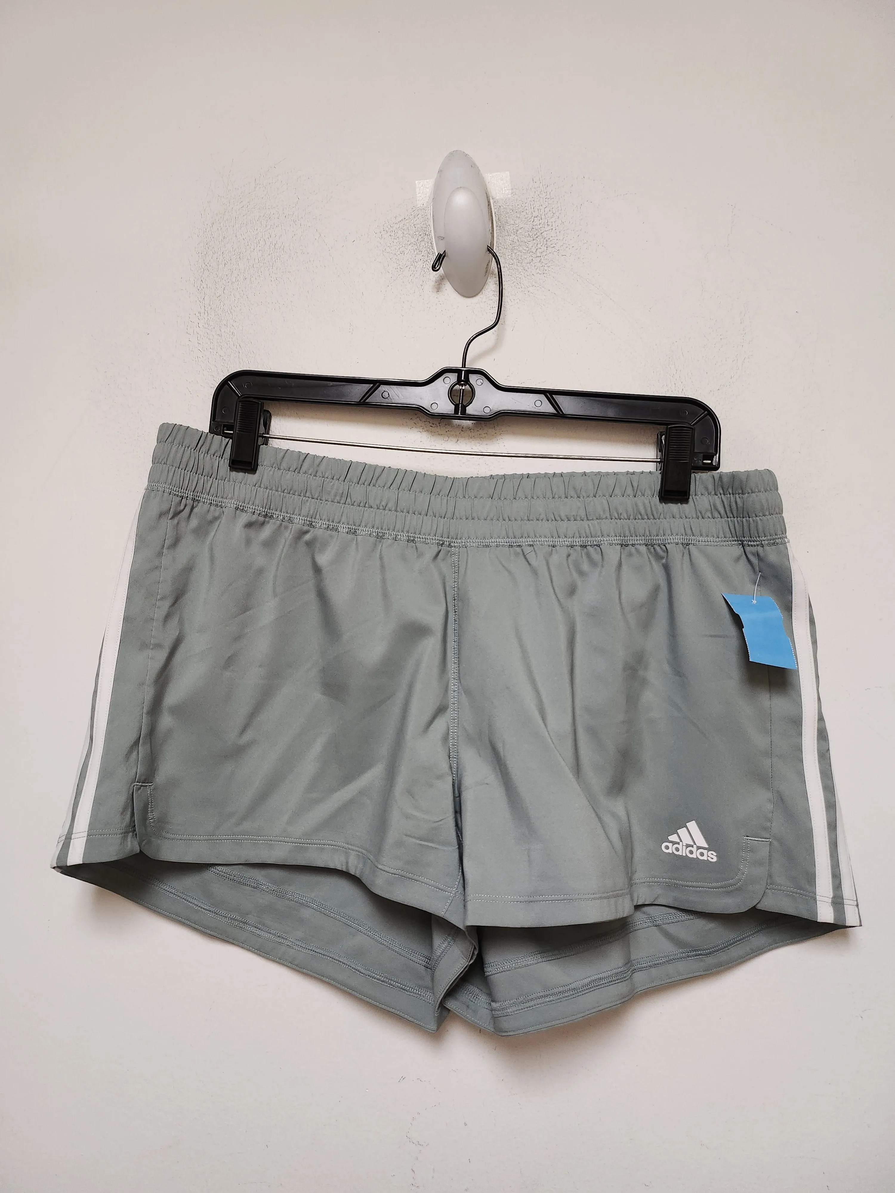 Sportshorts von Adidas in Grün, Größe: L