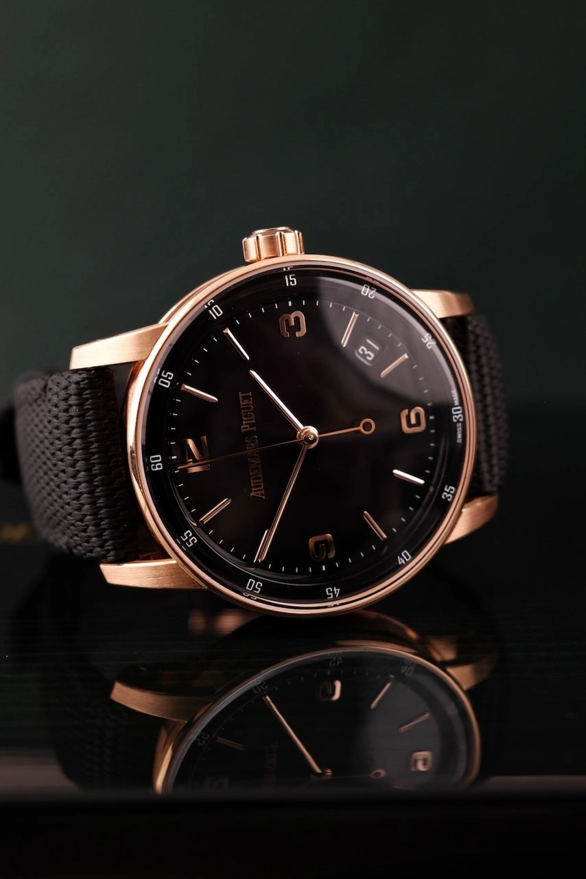 Audemars Piguet Code 11.59 15210OR Box   og. Papiere 18k Rose Gold, Purple Dial
