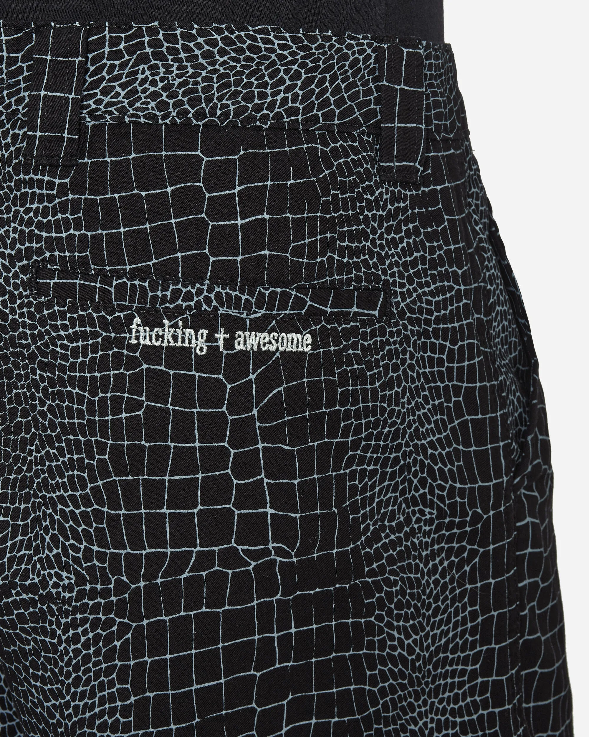 Krokodil Shorts Schwarz