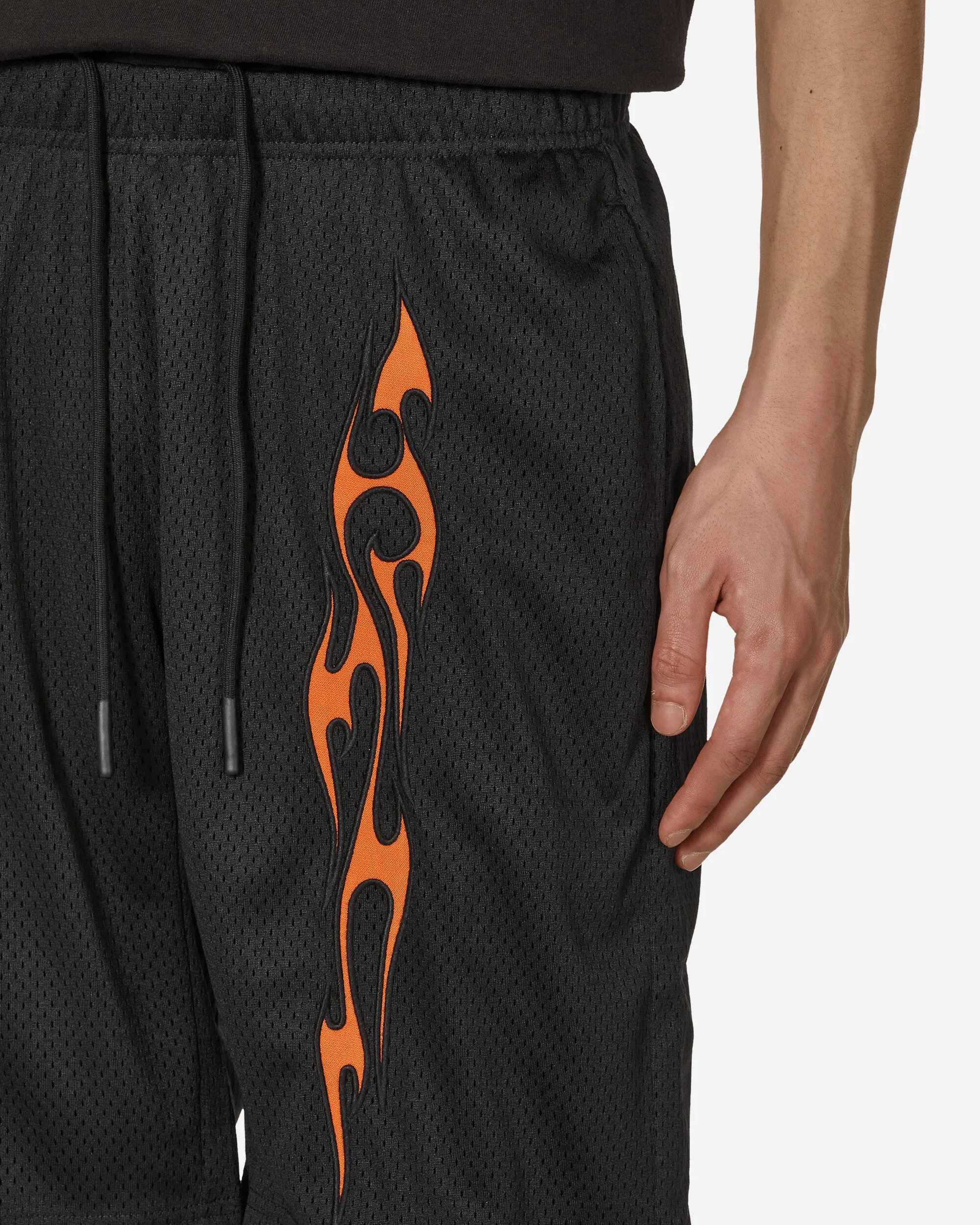 Flame Mesh Shorts Schwarz
