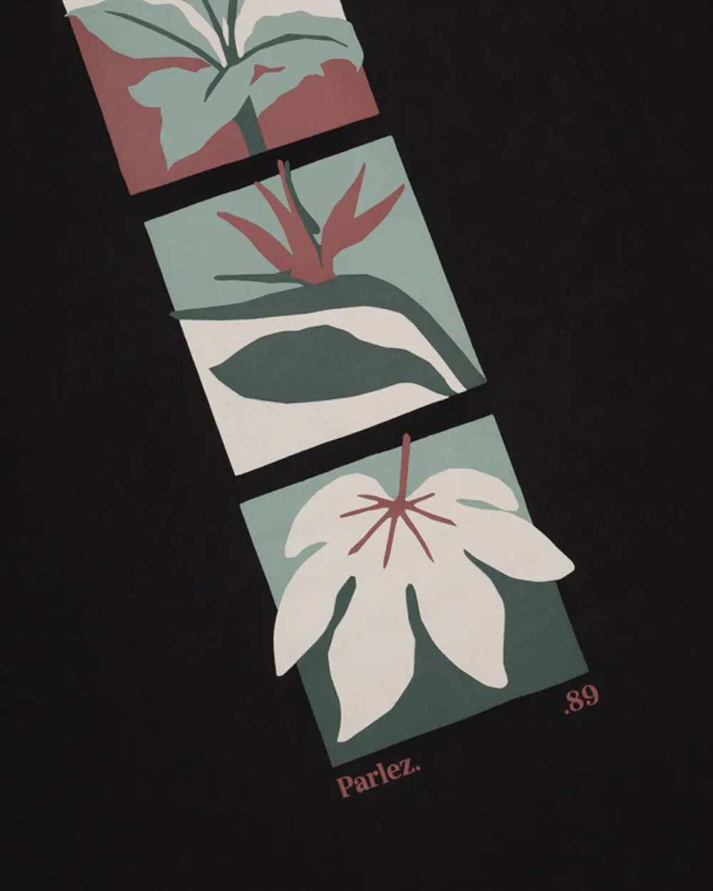 Flora T-Shirt in Schwarz