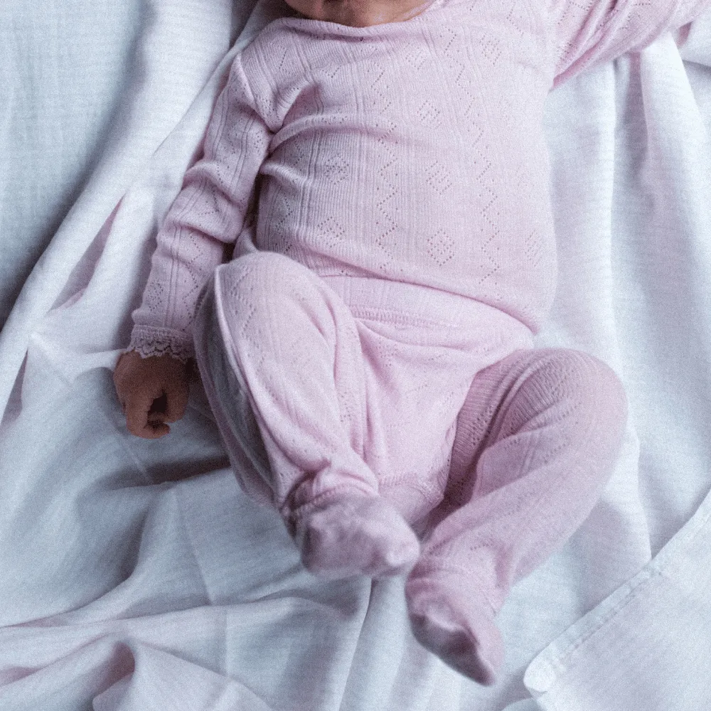 Fußlinge Babyhose - Wolle & Seide - Pointelle - Zartrosa