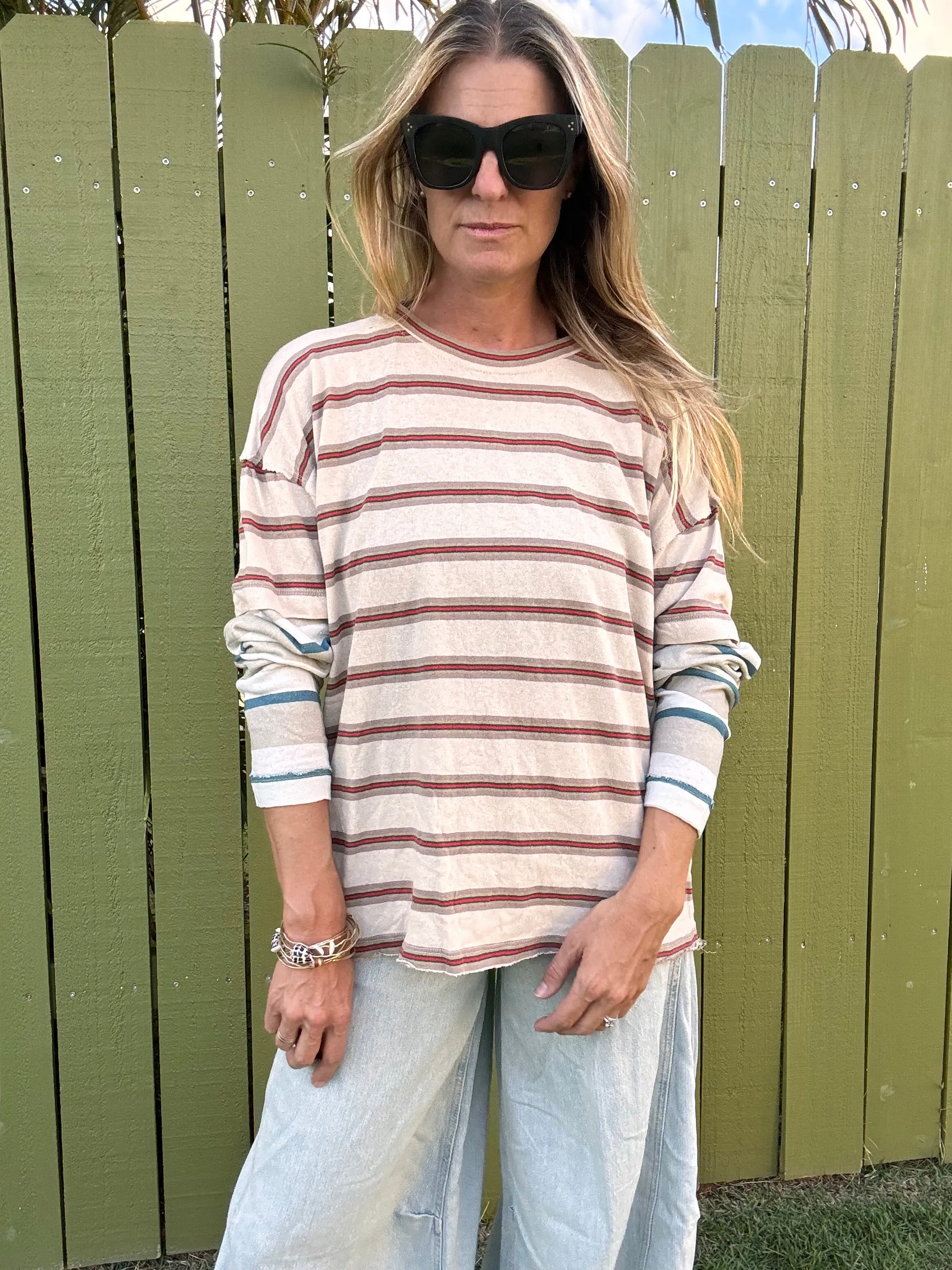 FREE PEOPLE Nina Streifen Langarm-Shirt - Neutrale Kombination