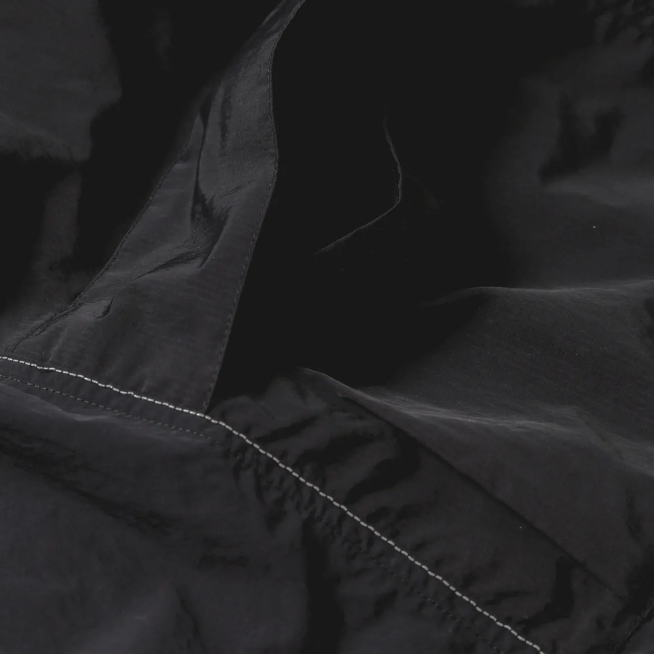 Gramicci x And Wander Patchwork Wind Short Schwarz