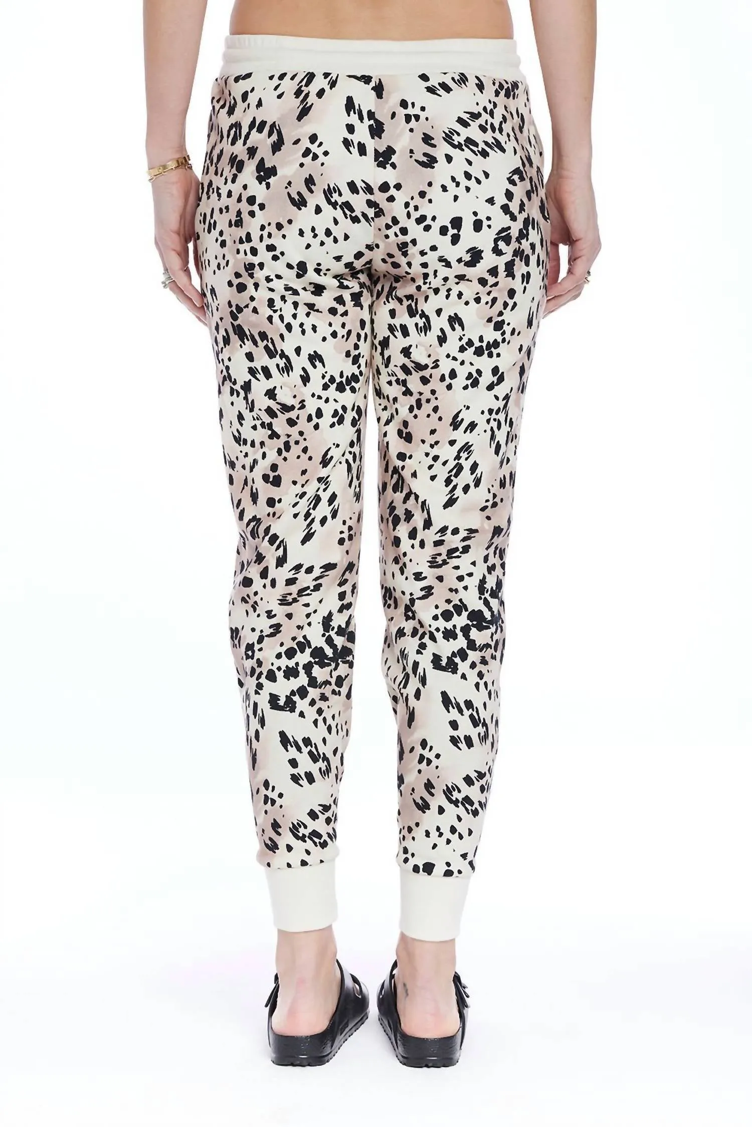 Landon Hose in Vanille-Leopard-Fiesta