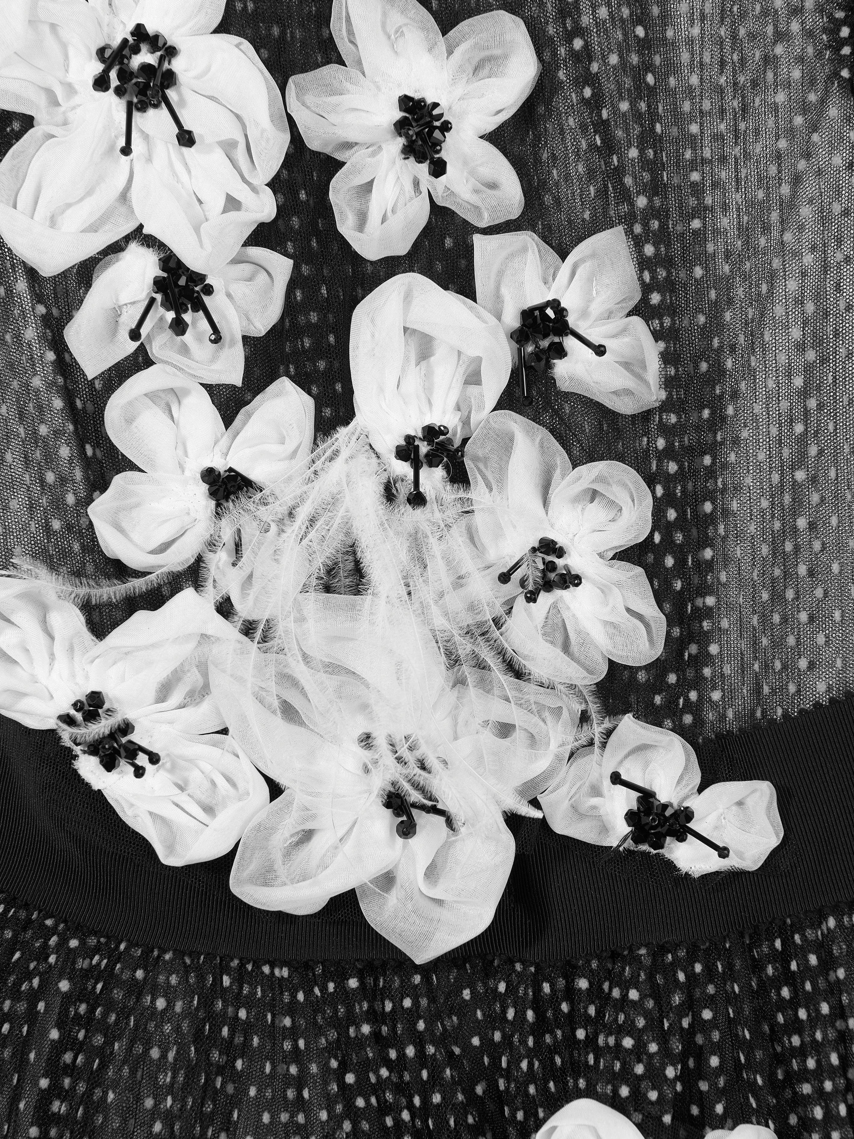 Marchesa Girls Blumenverziertes Tüllkleid in Schwarz