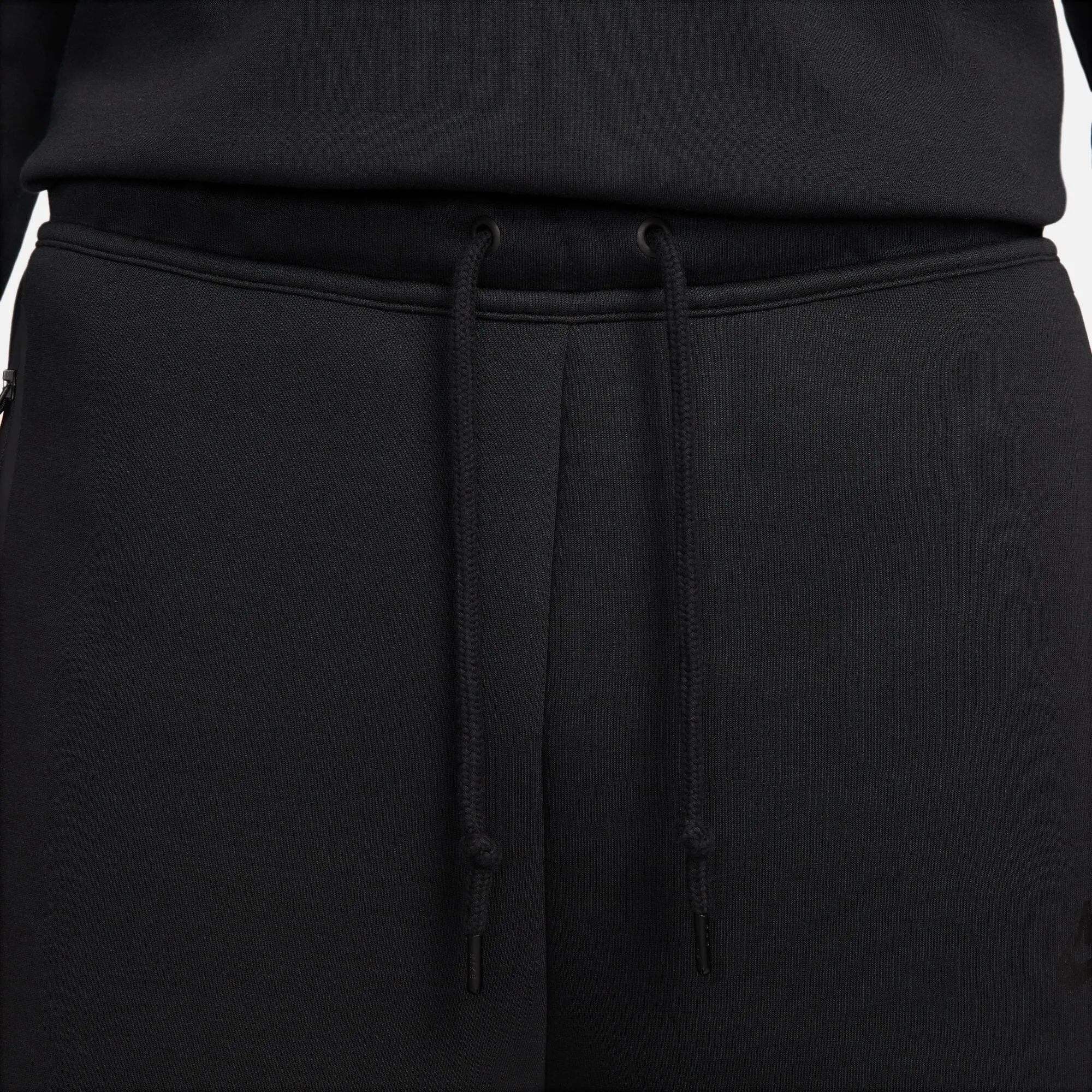 Herren Sportbekleidung Tech Fleece Shorts (FB8171-010)