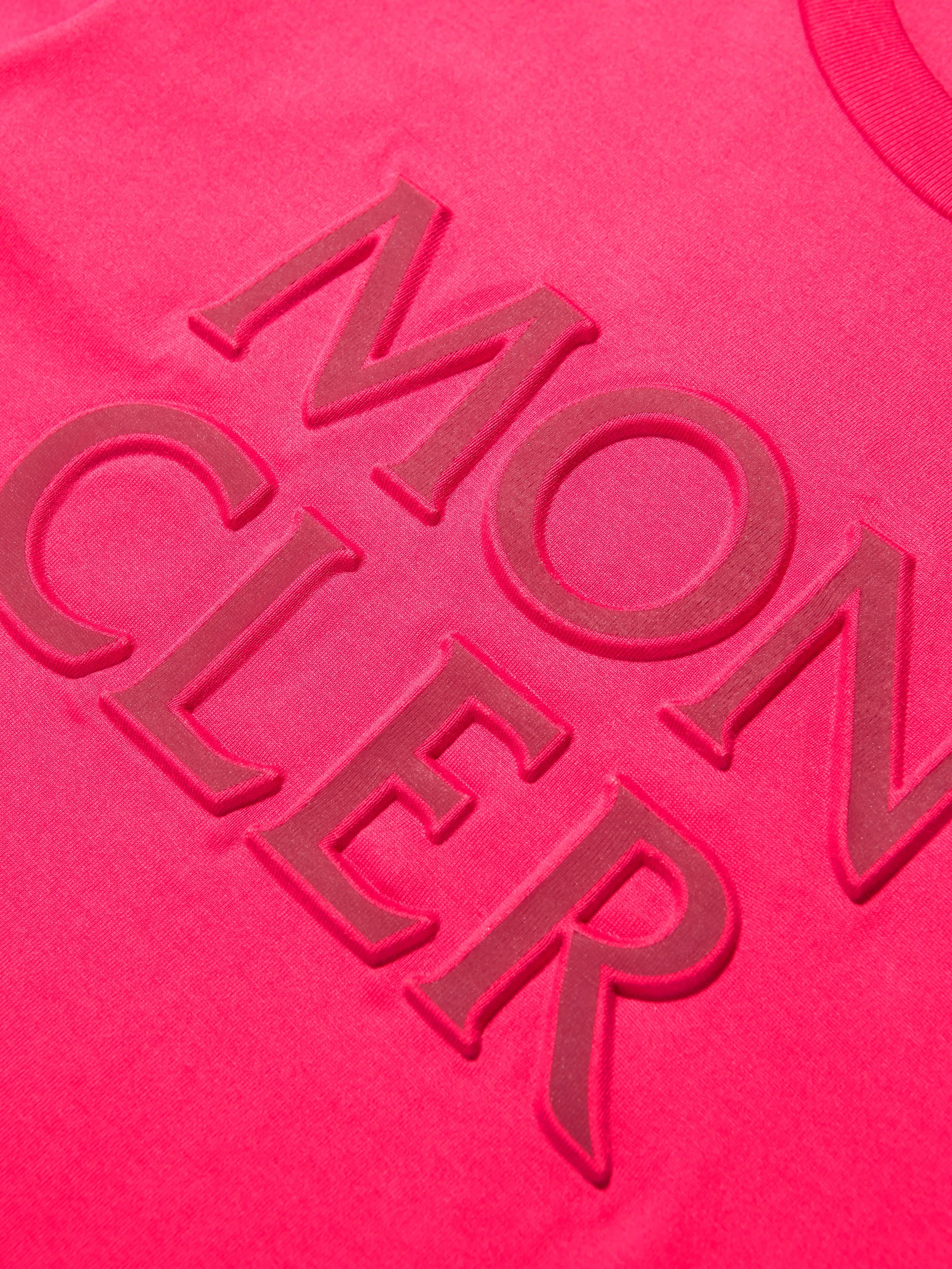 Moncler Enfant Mädchen Logo Print T-Shirt in Rosa