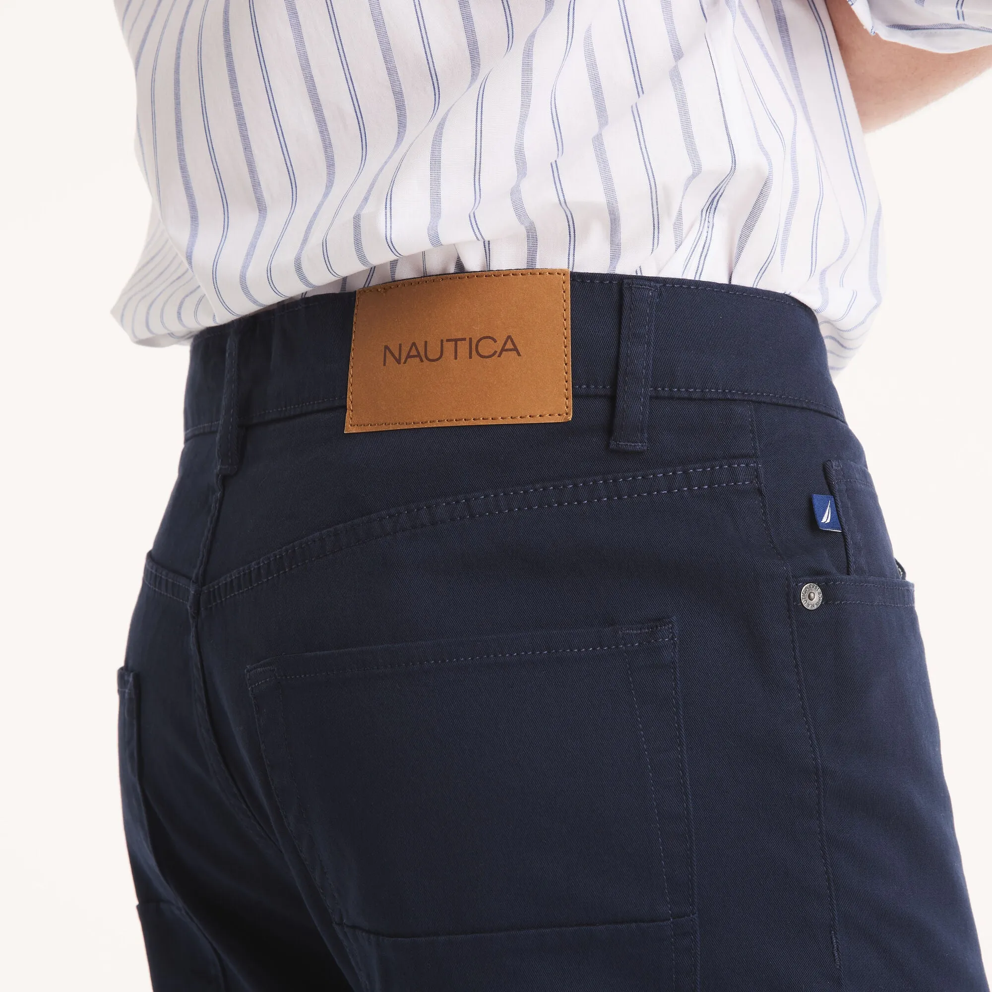 Nautica Herren Hose mit gerader Passform und Stretch