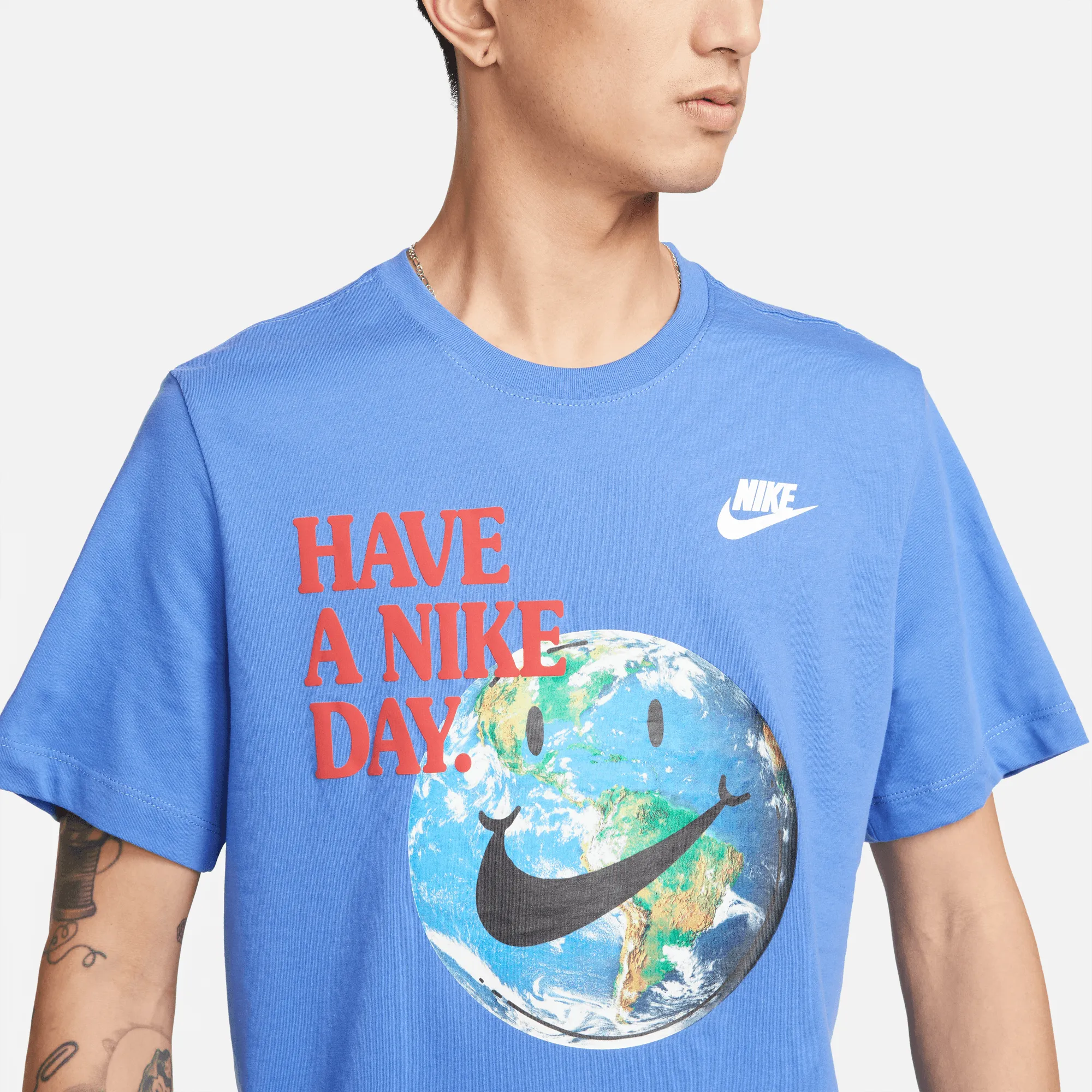 NIKE SPORTSWEAR 