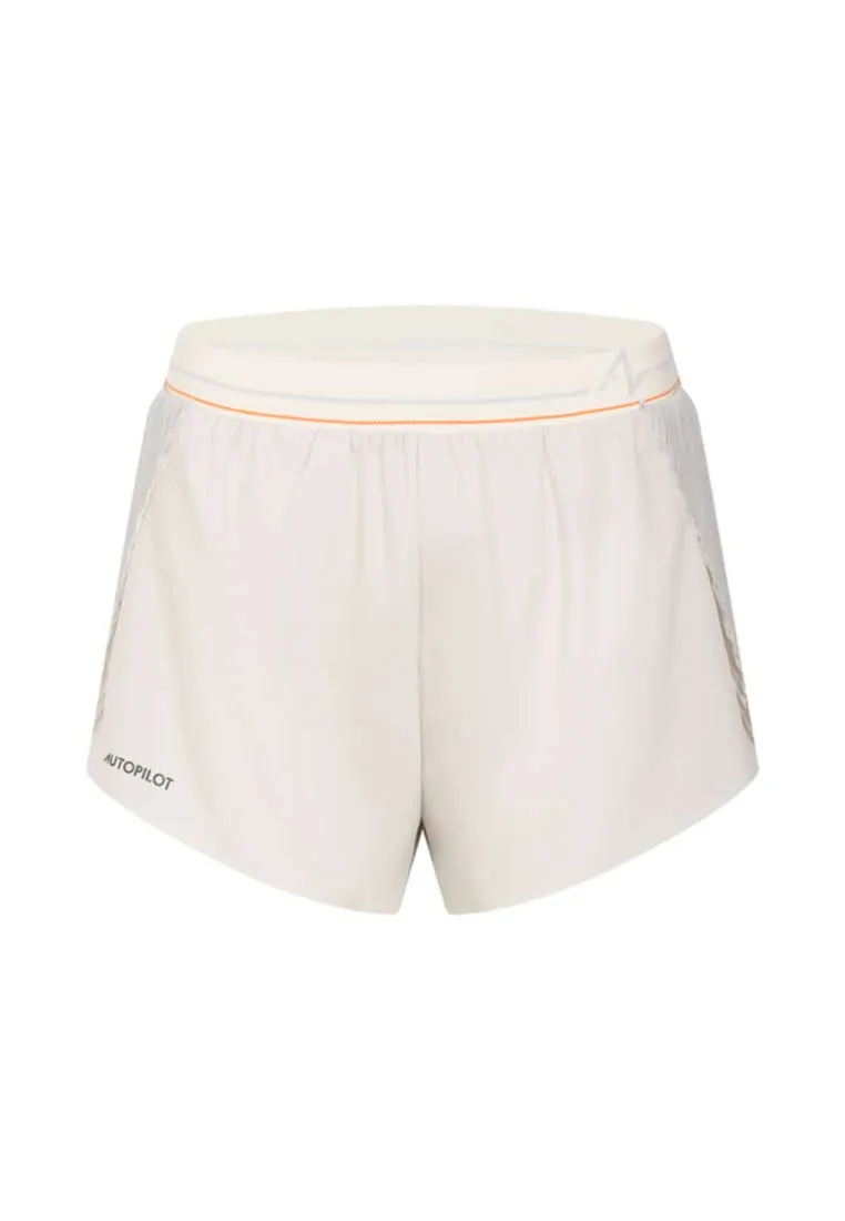Überragende verzierte Laufshorts