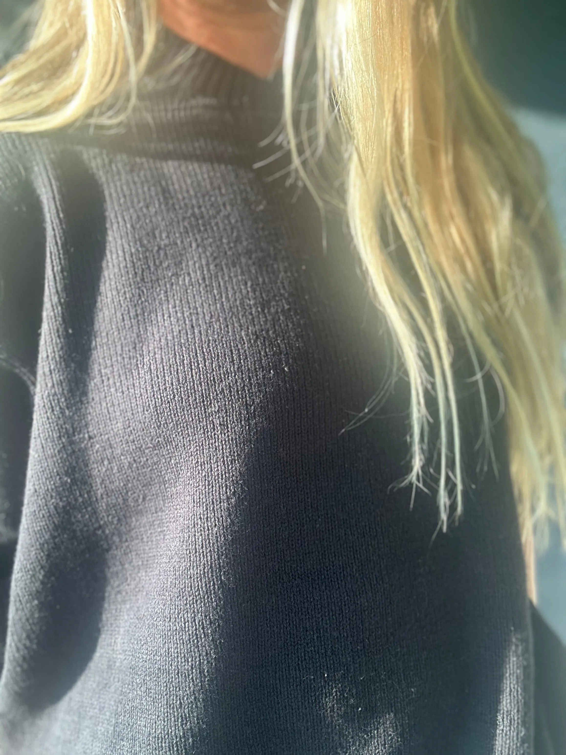 Shadowland Pullover