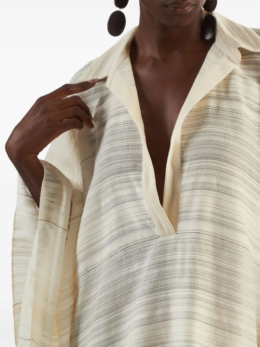 Taller Marmo Damenmode in Elfenbein