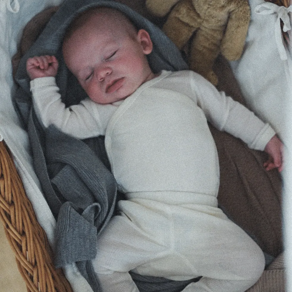 Zum Mond ☾ - Fußgestrickte Babyhose - Wolle & Seide - Nadelmuster - Natur