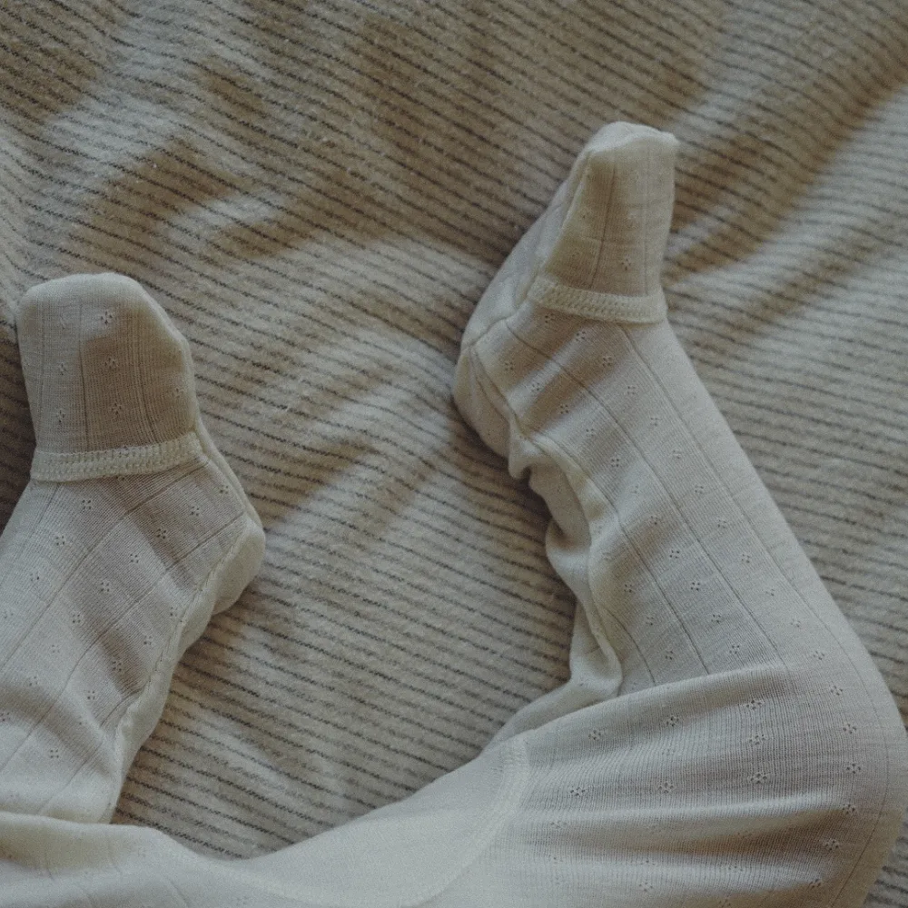 Zum Mond ☾ - Füßchenhose für Babys - Wolle & Seide - Pointelle