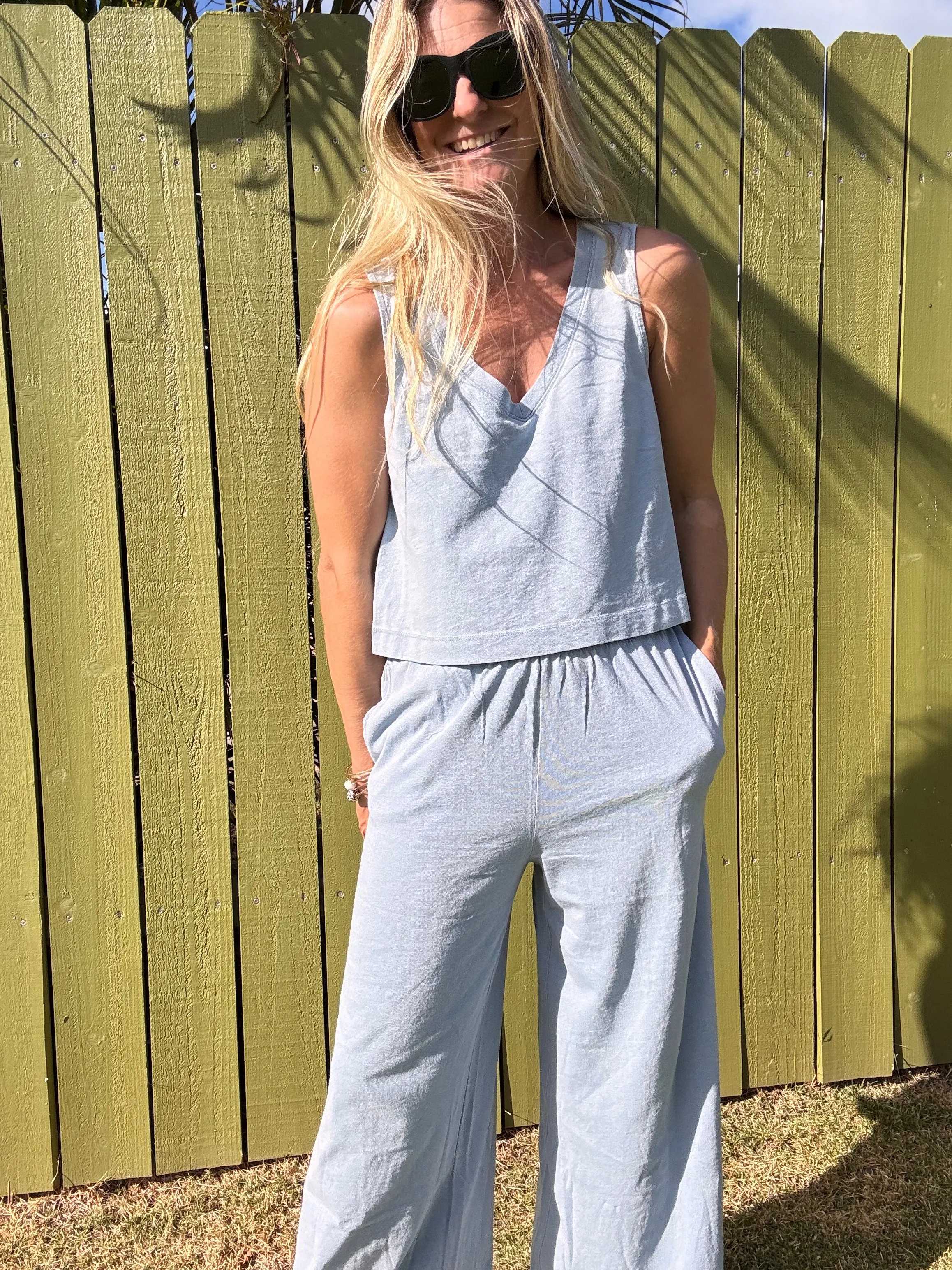 ZSUPPLY Sloane V-Ausschnitt Denim Top - Gewaschener Indigo